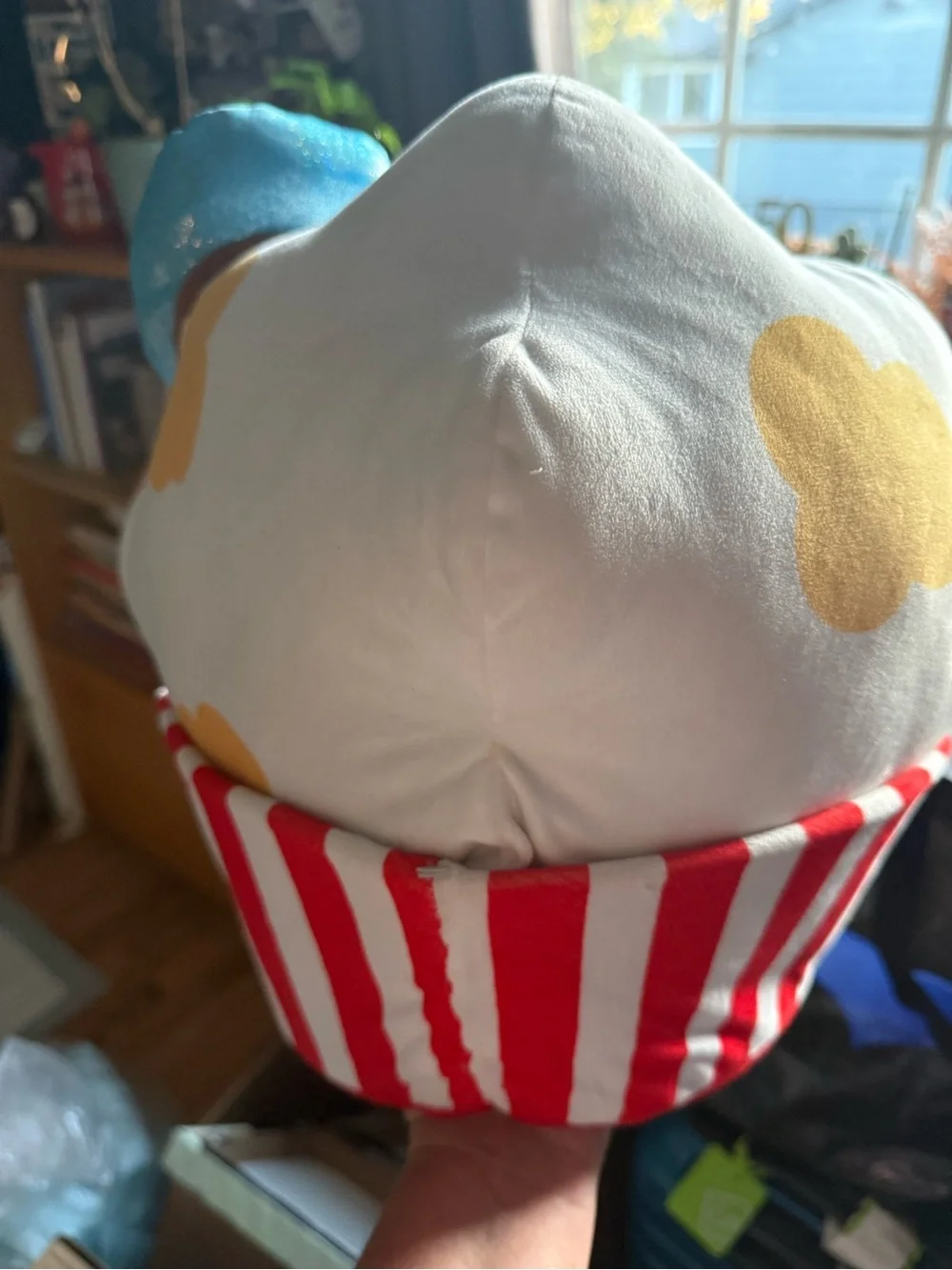 Plush Donald Duck munchling Popcorn Character Kids Plush Toy - White, Red, Blue